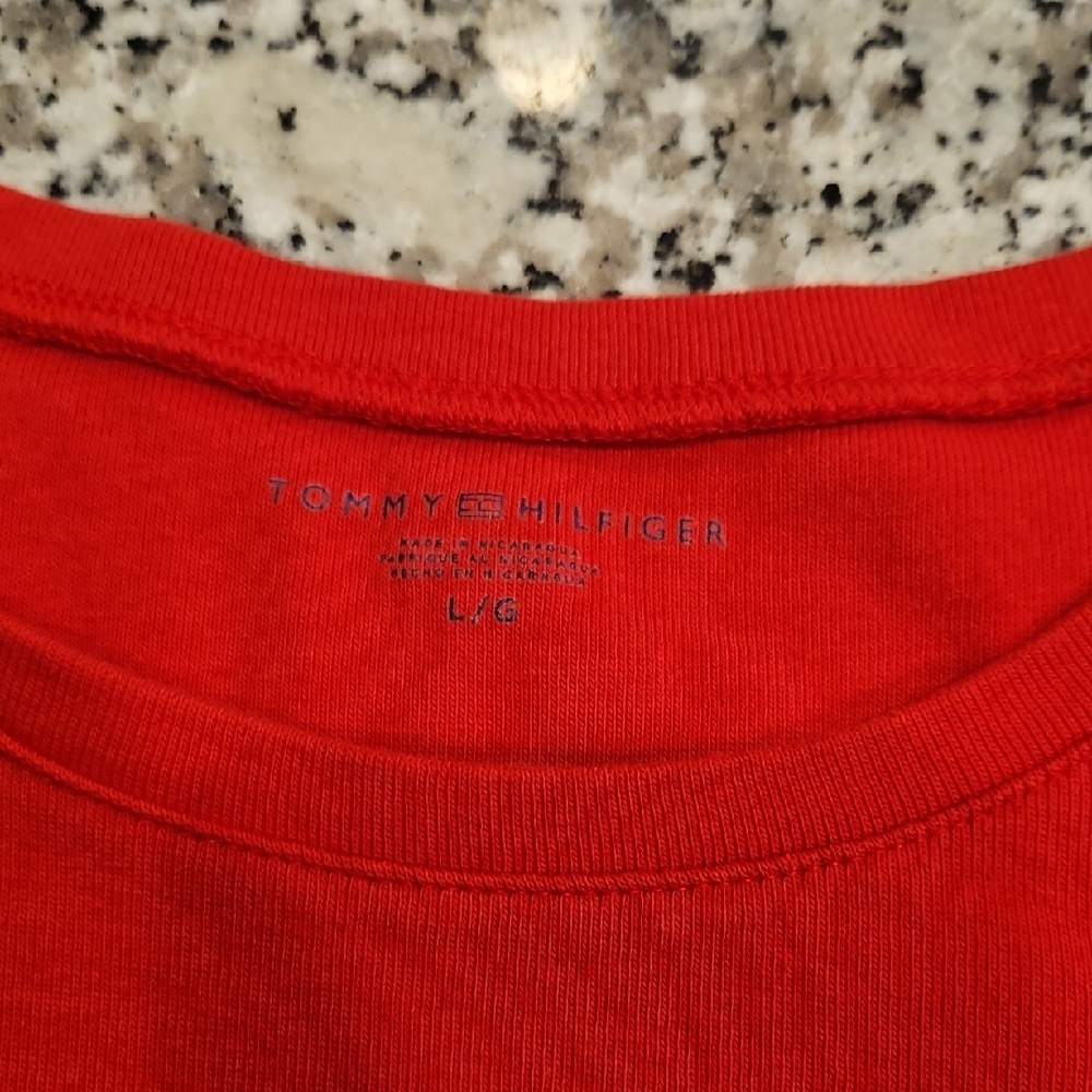 Tommy Hilfiger Red T-Shirt